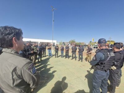 Imagem da notícia Megaoperação da polícia em Sonora prende líder de facção investigado por assassinato em Coxim